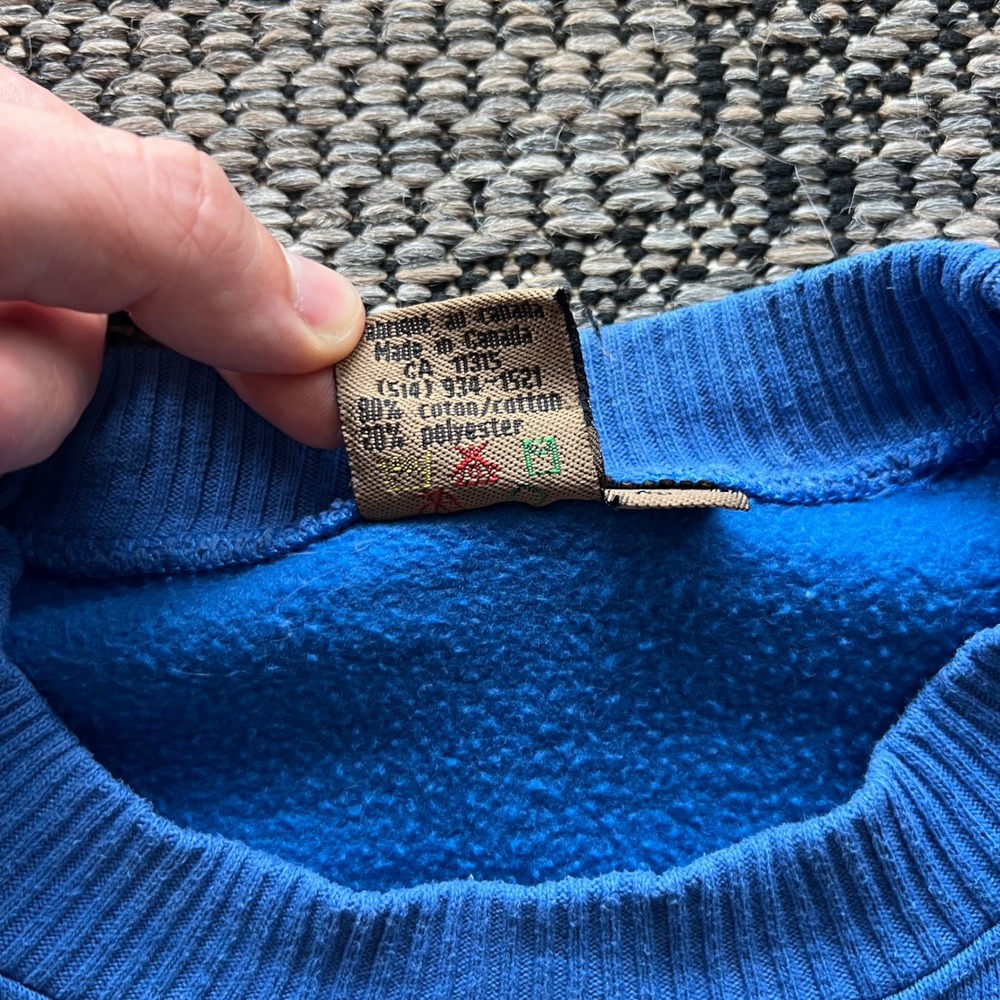 Vintage Marc Tetro Sweatshirt Mens Medium Blue Husky‎ Canada Pop Art Dog Graphic - Picture 3 of 8